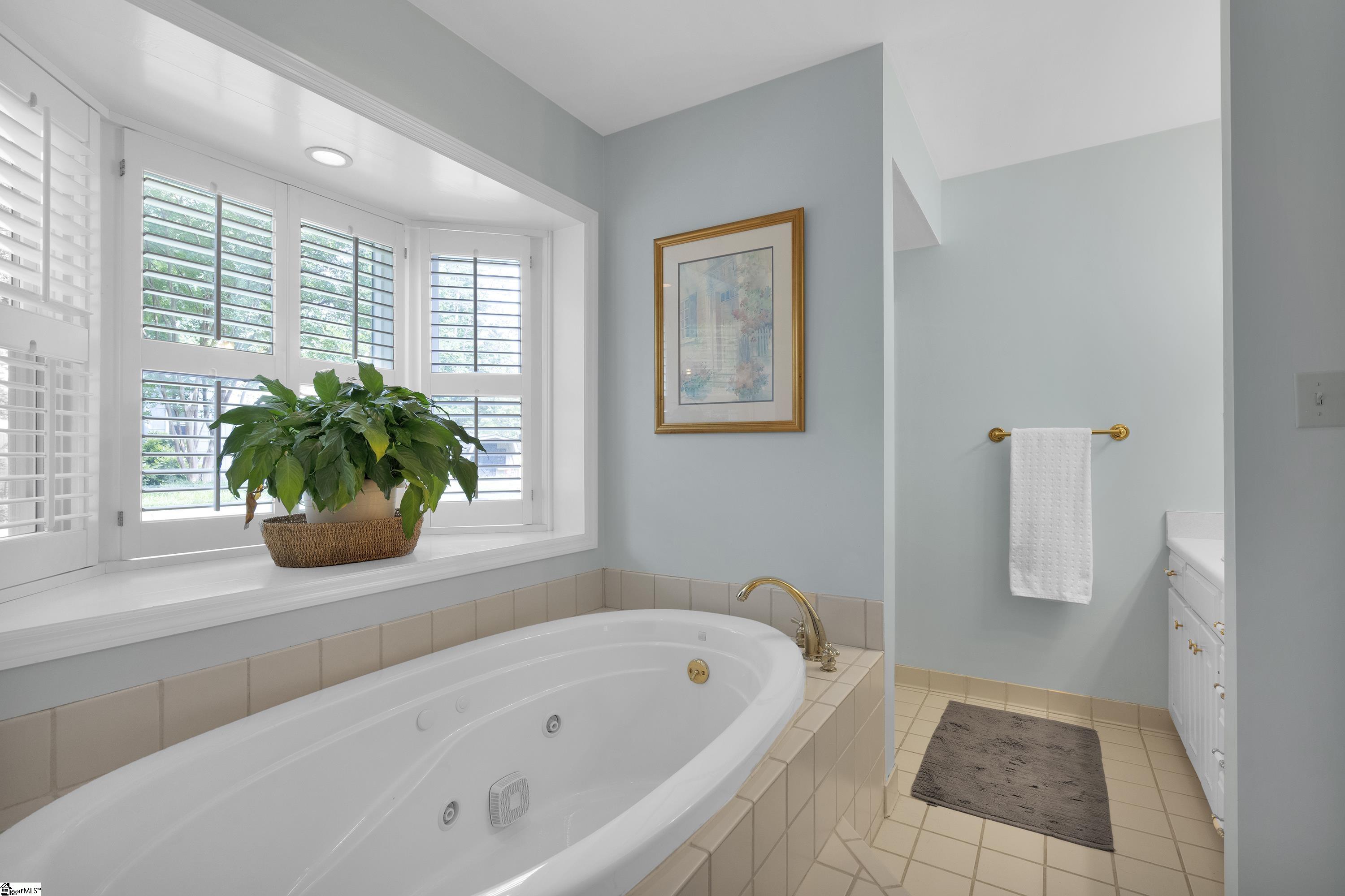 135 Nob Hill Road Spartanburg, SC 29307 - Photo 8 of 34 Gallery Image 8