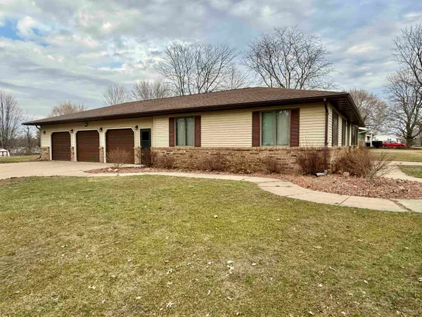 $445,000 | 1125 Parkview Drive, Tomah, WI 54660