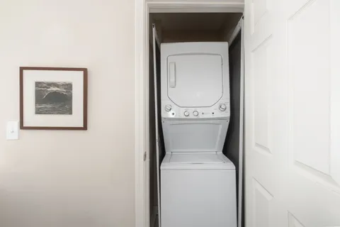 a close up view of a washer and dryer