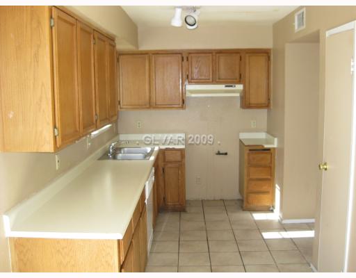 1013 Vantage Point Road Las Vegas, NV 89128 - Photo 4 of 11 Property Photo.