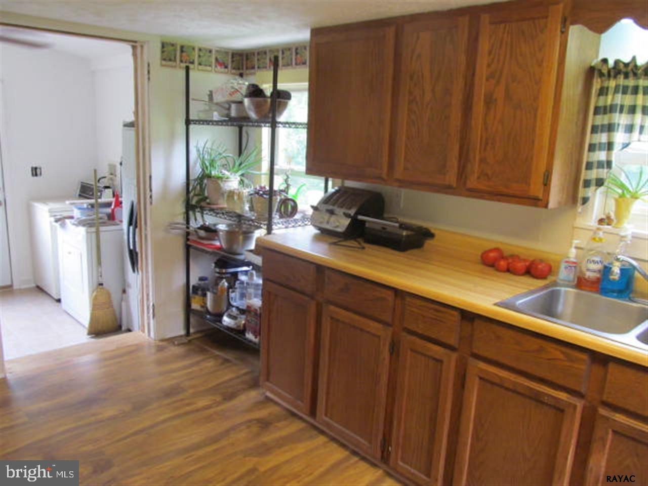 8482 Orchard Road Spring Grove, PA 17362 - Photo 11 of 36 Gallery Image 11