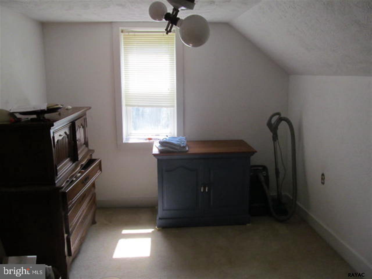 8482 Orchard Road Spring Grove, PA 17362 - Photo 14 of 36 Gallery Image 14