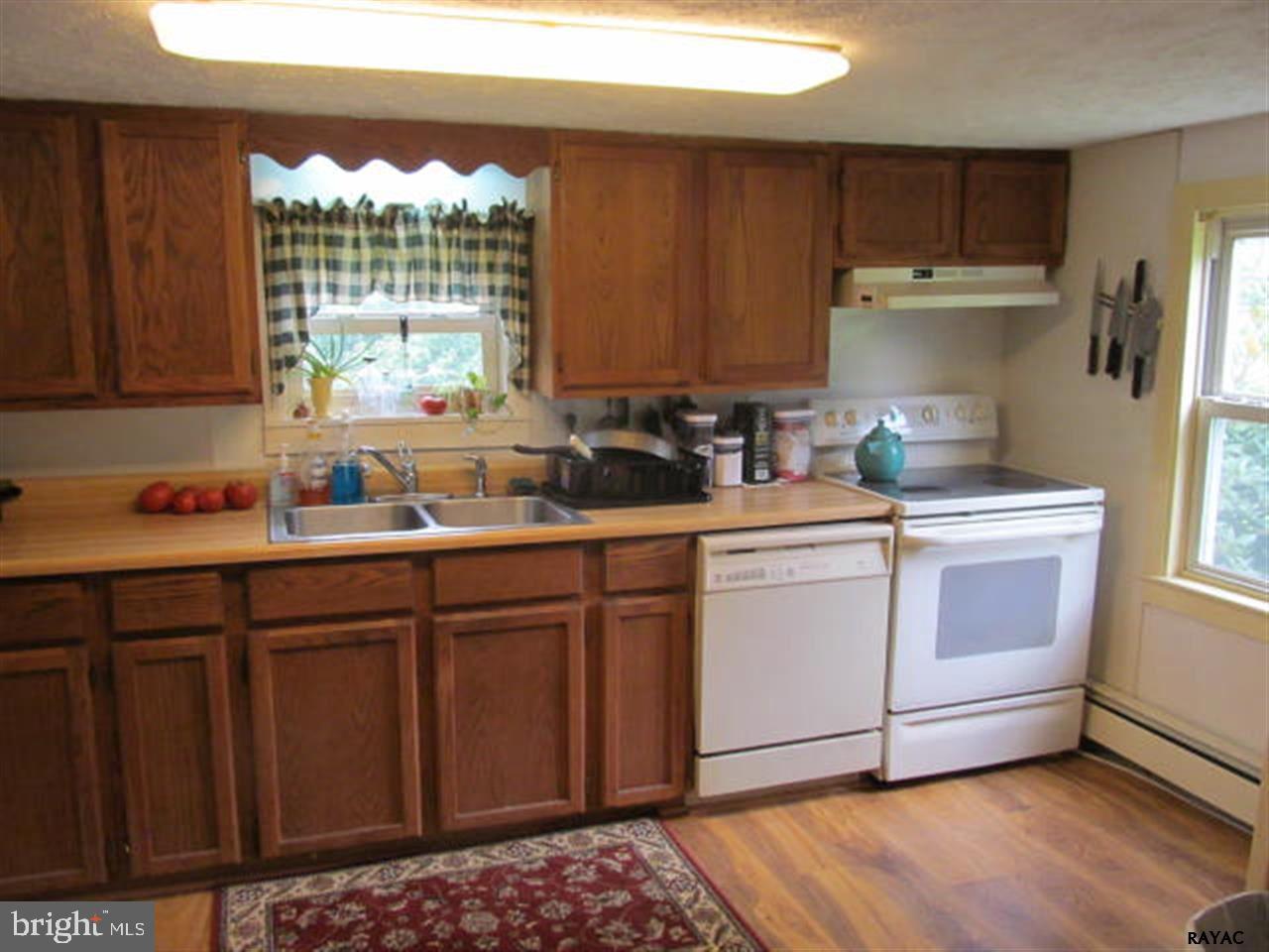 8482 Orchard Road Spring Grove, PA 17362 - Photo 10 of 36 Gallery Image 10