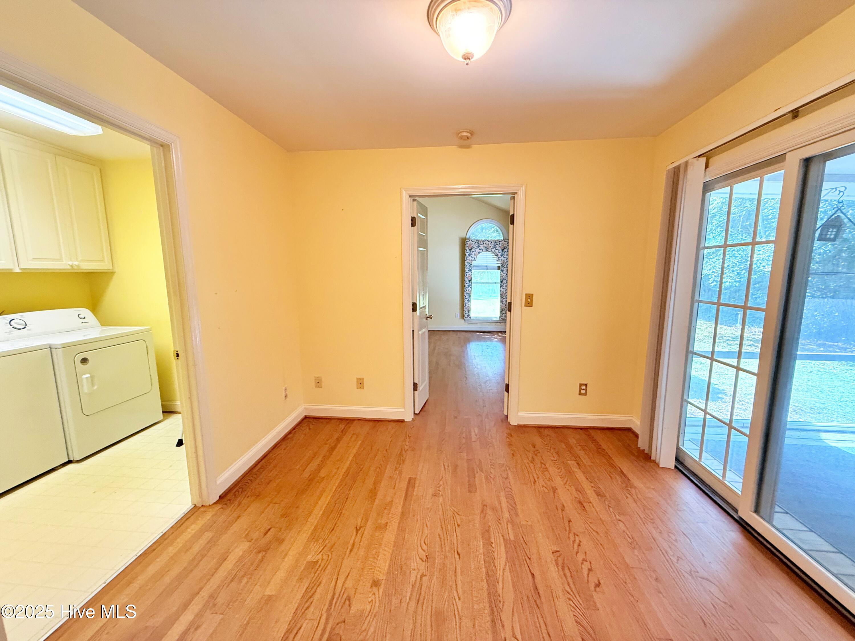 4503 Greenview Road Trent Woods, NC 28562 - Photo 12 of 39 Flex-Laundry