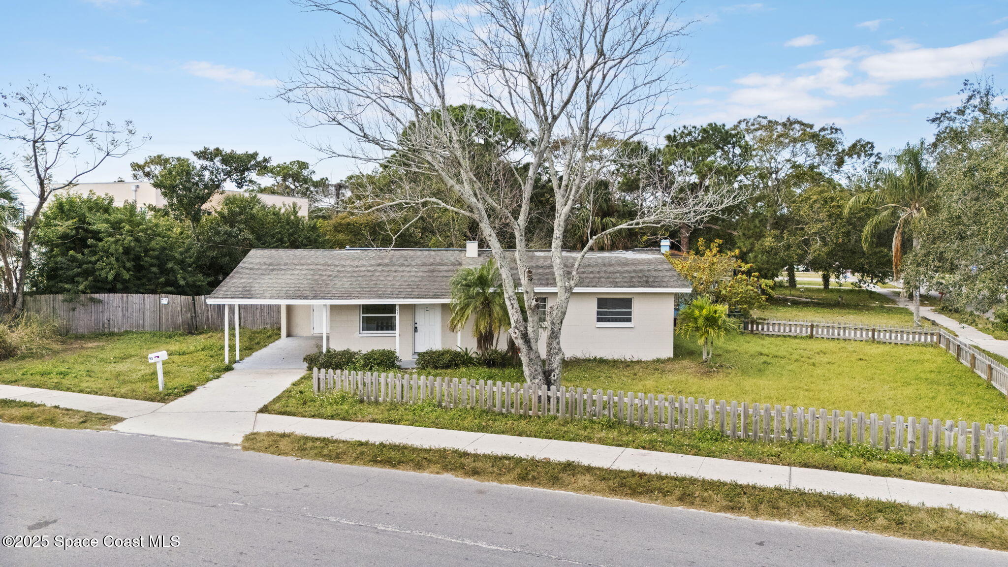 front view of house with a yard