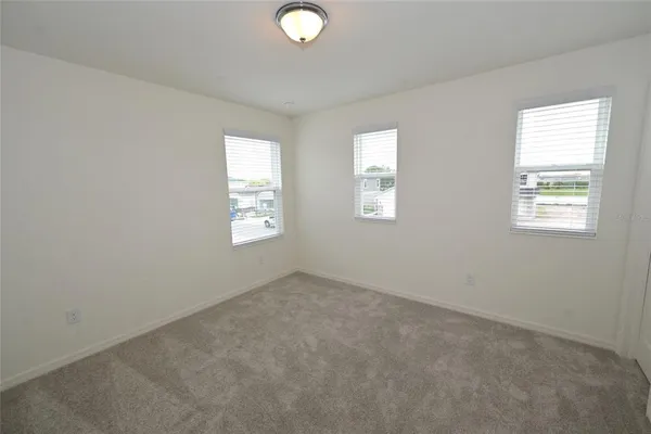 $2,450 | 9533 Sandy Bluffs Circle, Palmetto, FL 34221