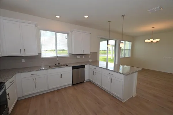 $2,450 | 9533 Sandy Bluffs Circle, Palmetto, FL 34221