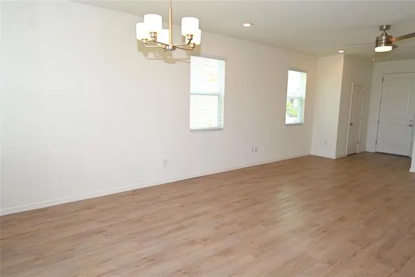 $2,450 | 9533 Sandy Bluffs Circle, Palmetto, FL 34221