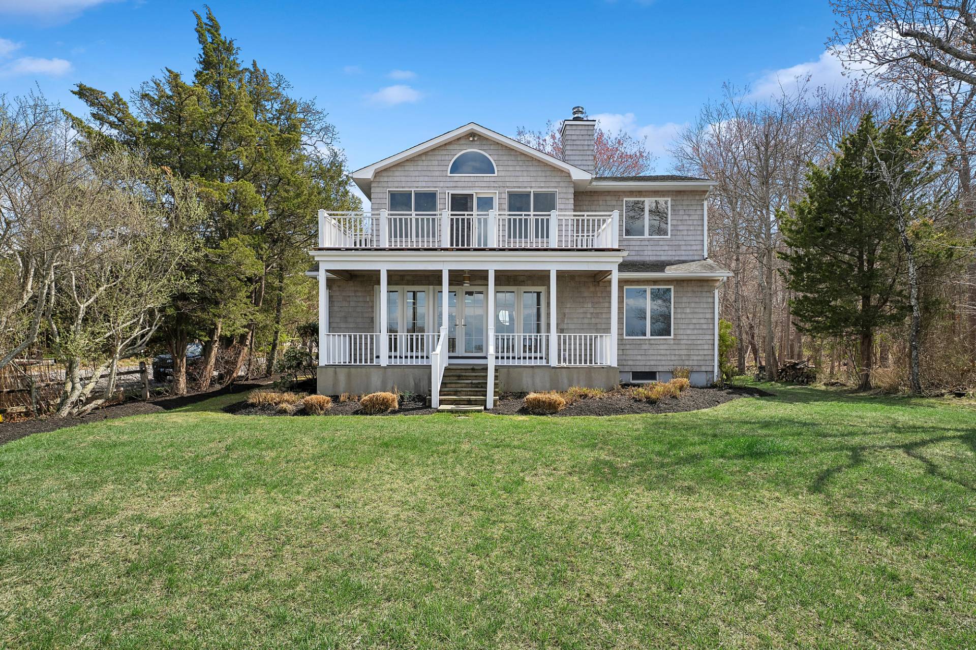 39 Maple Lane Sag Harbor, NY 11963 - Photo 3 of 14