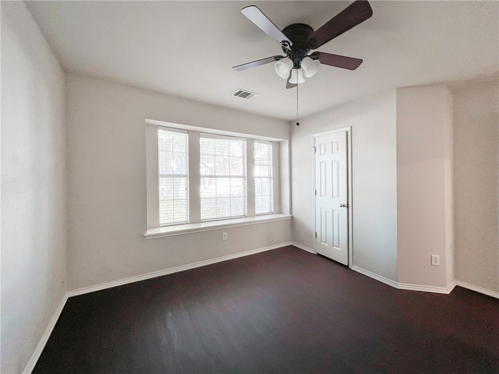 2644 Gate Ridge Drive Austin, TX 78748 - Photo 15 of 18 Bedroom 3 at Front