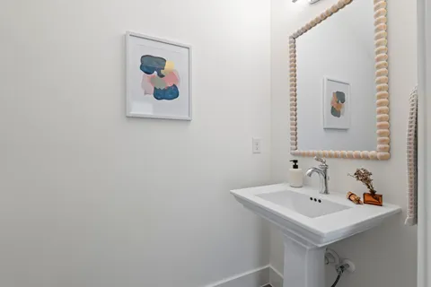 $485,000 | 1112 Linden Street, Unit B, Austin, TX 78702