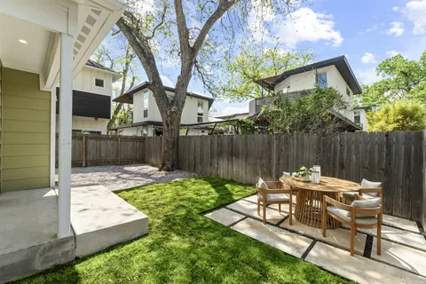 $485,000 | 1112 Linden Street, Unit B, Austin, TX 78702