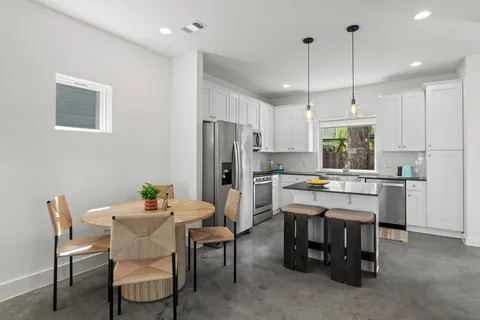 $485,000 | 1112 Linden Street, Unit B, Austin, TX 78702