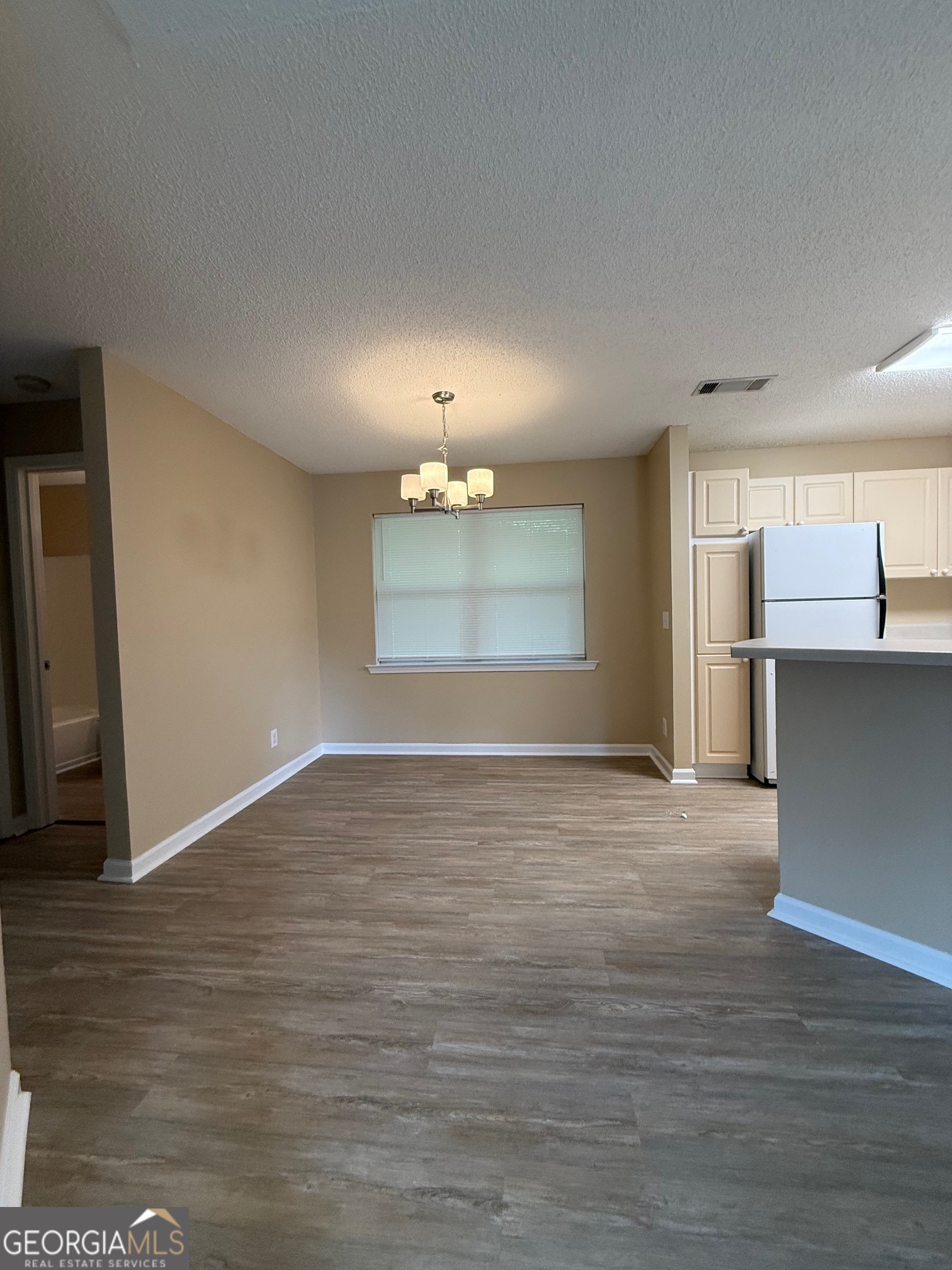 320 Ridgewood Avenue, Unit C4 Gainesville, GA 30501 - Photo 5 of 10