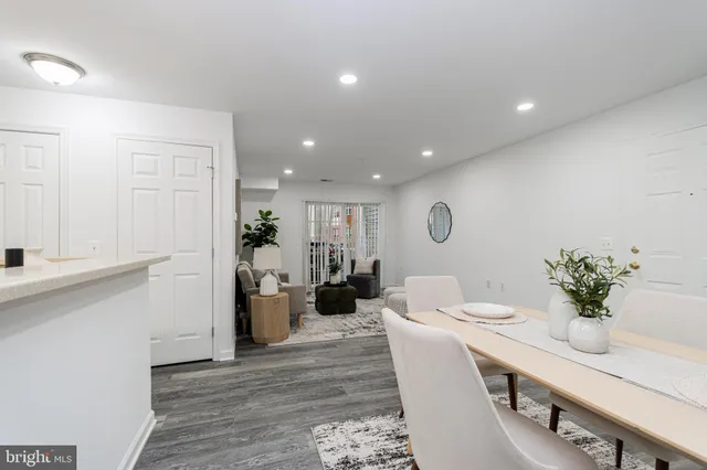 $279,900 | 505 Garrison Woods Drive, Unit 124, Stafford, VA 22556