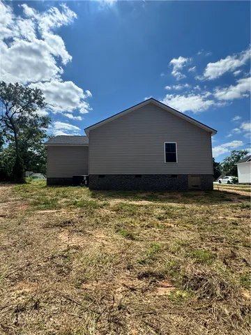 $234,500 | 109 Simpson Street, Iva, SC 29655