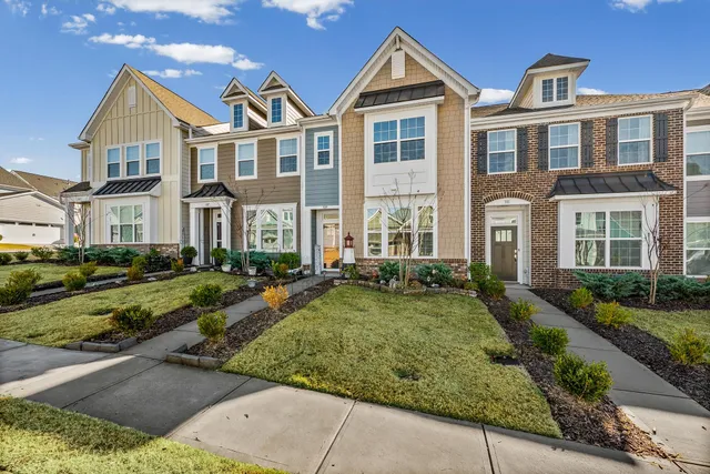 $294,500 | 309 Novelty Drive, Greer, SC 29651