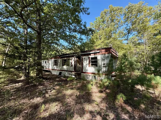 $703,500 | 9641 Crane Drive, Bucyrus, MO 65444