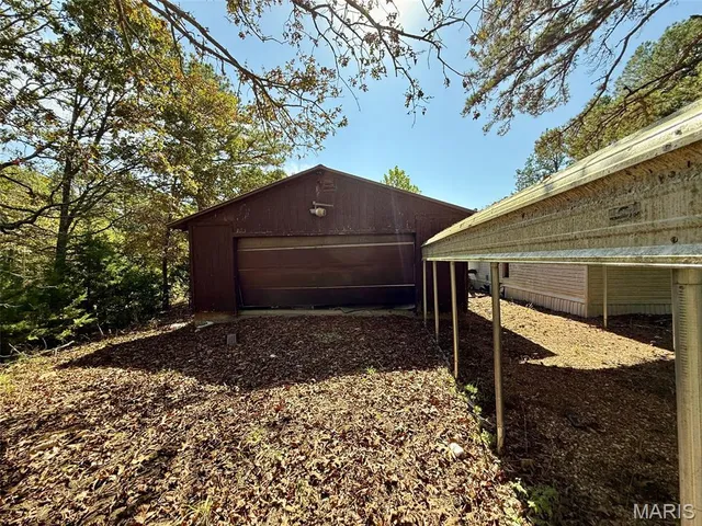 $703,500 | 9641 Crane Drive, Bucyrus, MO 65444