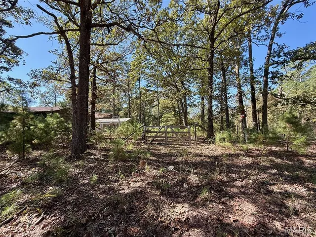 $703,500 | 9641 Crane Drive, Bucyrus, MO 65444