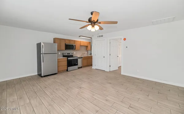 a view of a backyard with plants