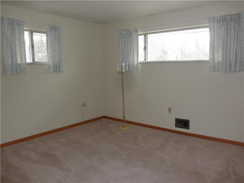 3952 Shepard Road Gibsonia, PA 15044 - Photo 6 of 14 Bedroom.