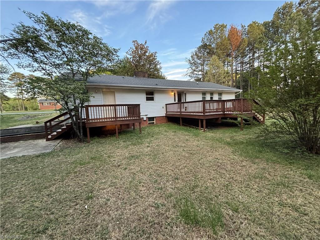3972 Transou Road Pfafftown, NC 27040 - Photo 9 of 11 Back yard