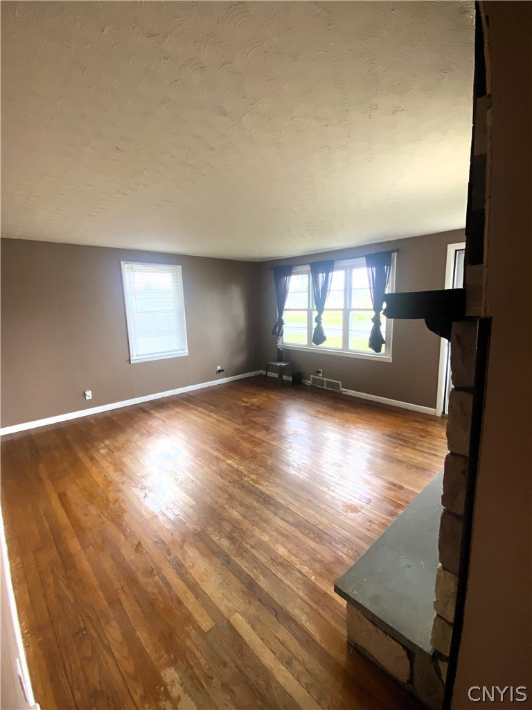 8835 Bridgeport Kirkville Road Kirkville, NY 13082 - Photo 11 of 28