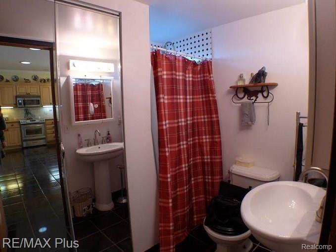 1870 West Fairgrove Road Caro, MI 48723 - Photo 7 of 13 1870 W Fairgrove - RC03 - 3.jpg