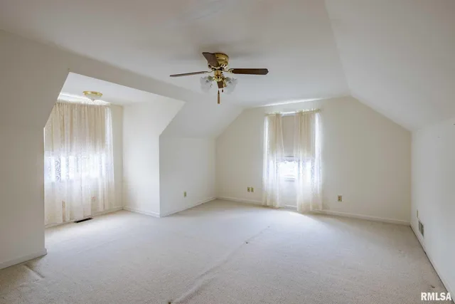 $289,000 | 304 Bogie Drive, Herrin, IL 62948