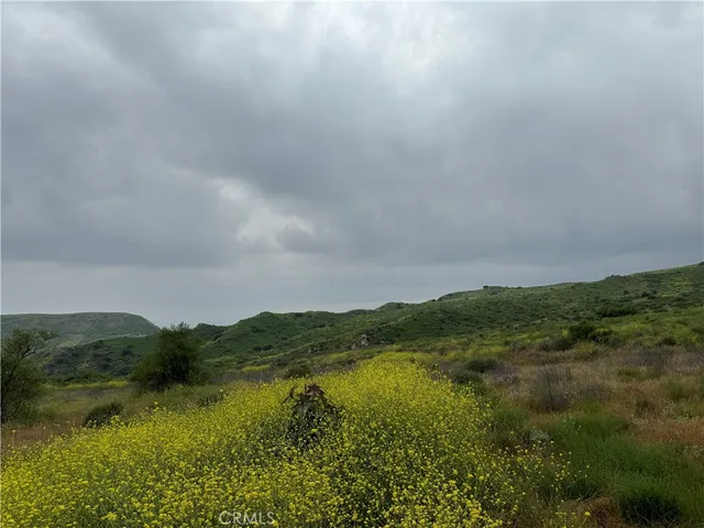 $1,500,000 | 11275 Hadler Drive, Sylmar, CA 91342