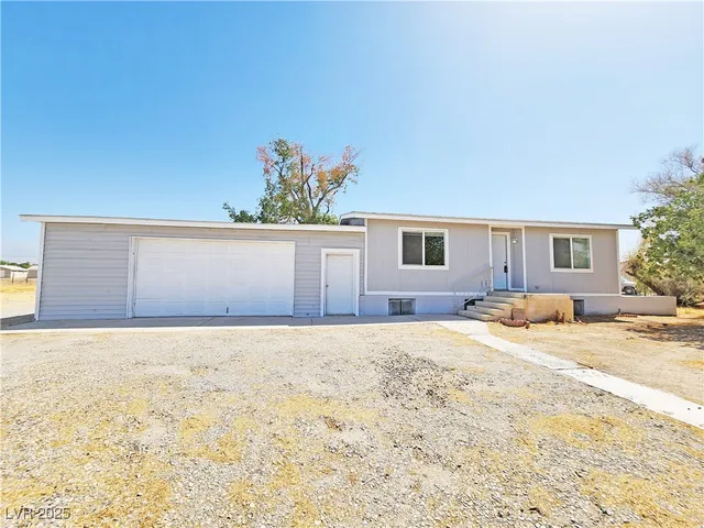 $1,635 | 7701 South Arabian Way, Pahrump, NV 89061
