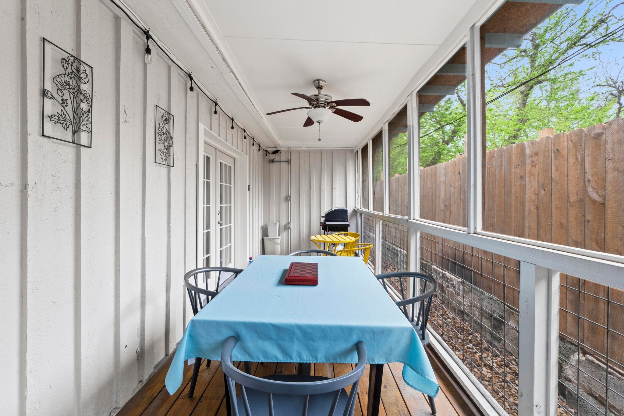 4512 Speedway, Unit A Austin, TX 78751 - Photo 36 of 39 a dining room with furniture and a window