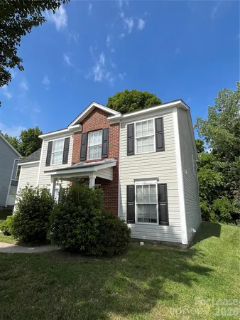 $2,000 | 2112 Pimpernel Road, Charlotte, NC 28213