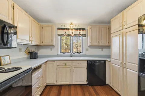 $699,900 | 32 Admiral Halsey Road, Plymouth, MA 02360