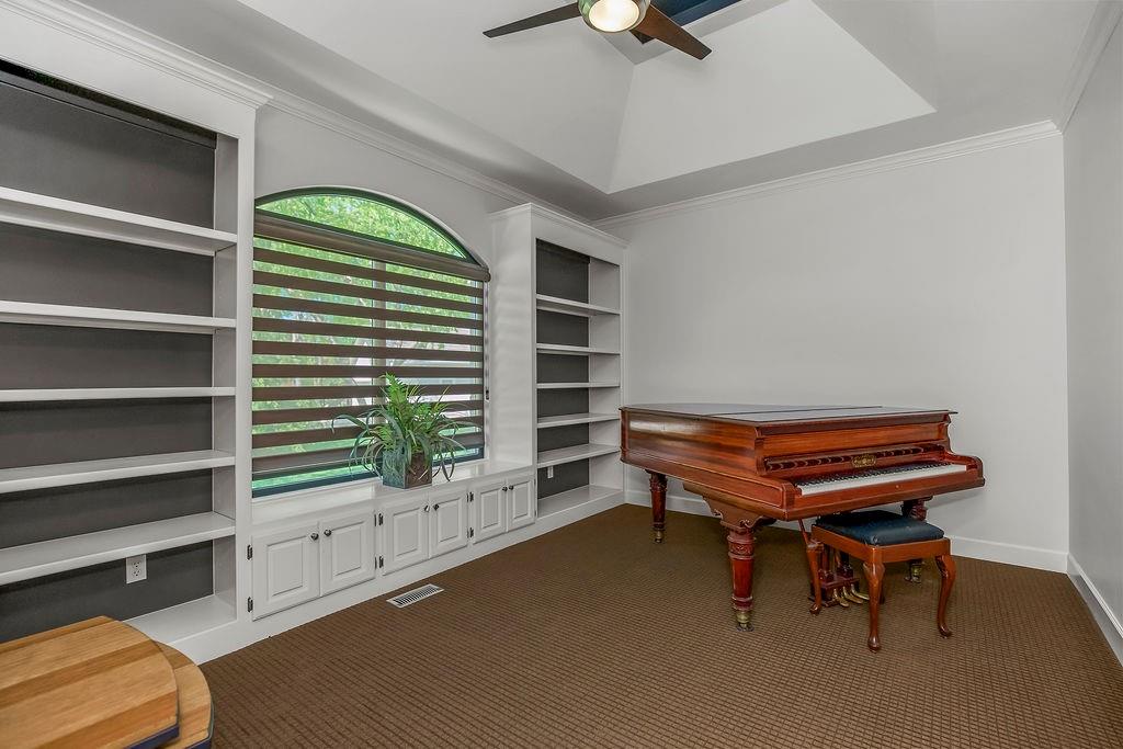 4313 Northeast Maplegate Court Lee's Summit, MO 64064 - Photo 23 of 86