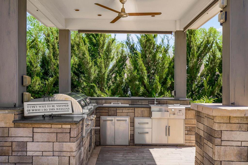 4313 Northeast Maplegate Court Lee's Summit, MO 64064 - Photo 6 of 86