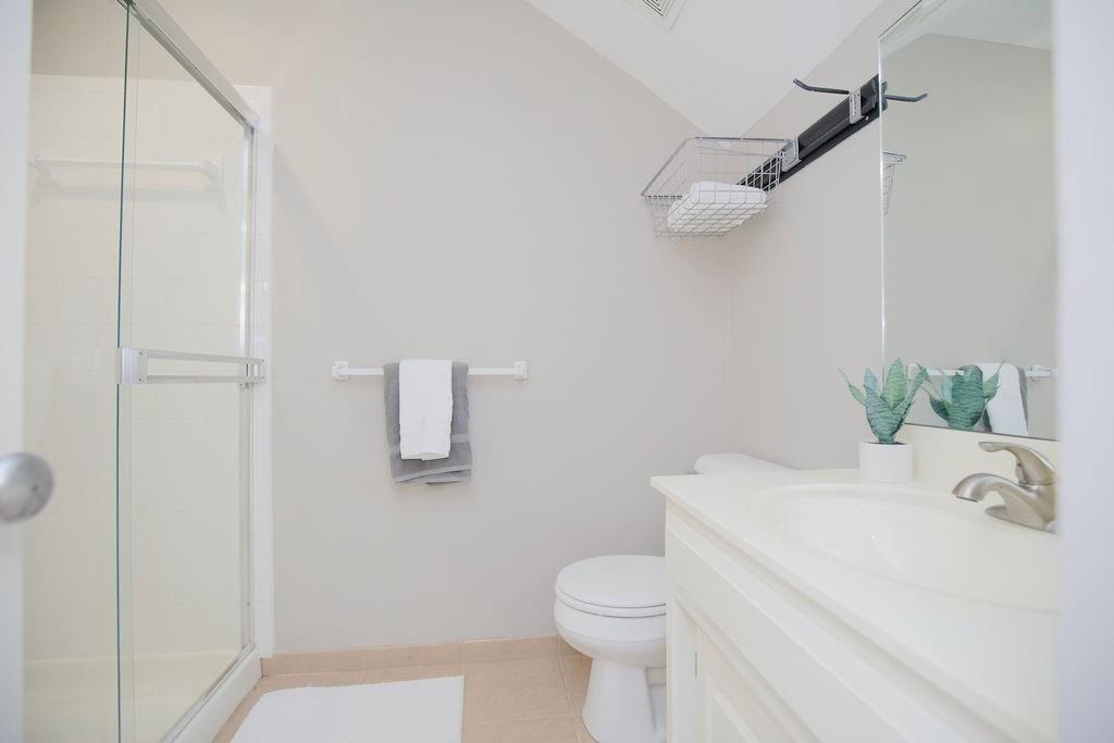 4313 Northeast Maplegate Court Lee's Summit, MO 64064 - Photo 69 of 86