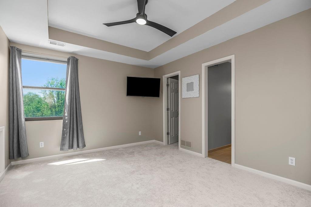 4313 Northeast Maplegate Court Lee's Summit, MO 64064 - Photo 74 of 86