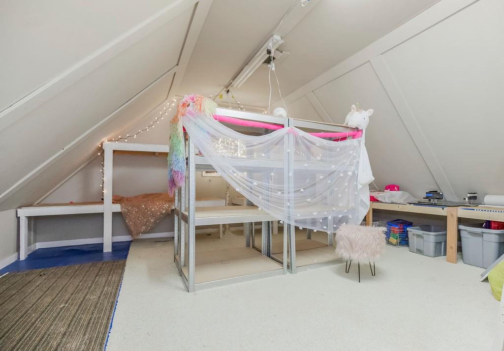 4313 Northeast Maplegate Court Lee's Summit, MO 64064 - Photo 76 of 86