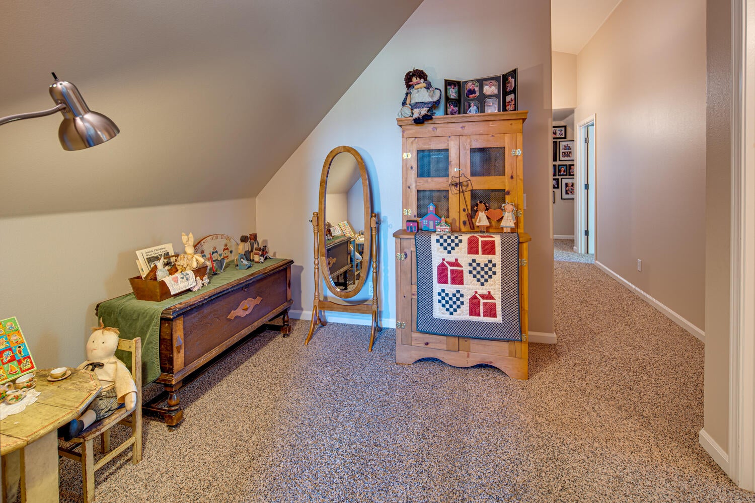61542 Ward Road Bend, OR 97702 - Photo 26 of 65 Upstairs loft.