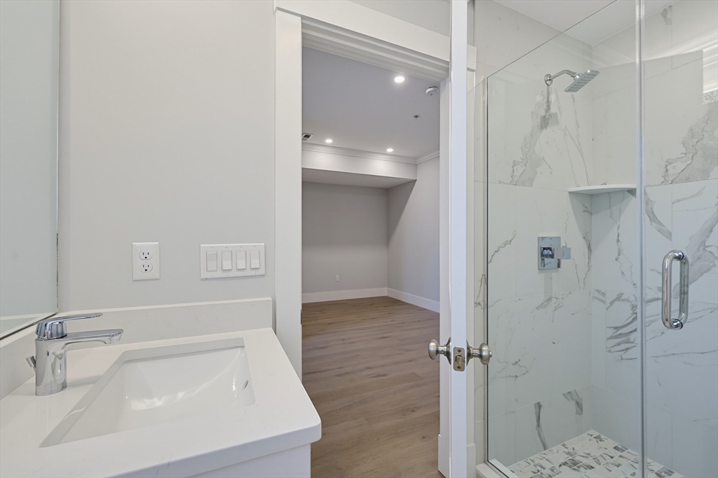 29 Cherry Street, Unit 3 Waltham, MA 02453 - Photo 6 of 41