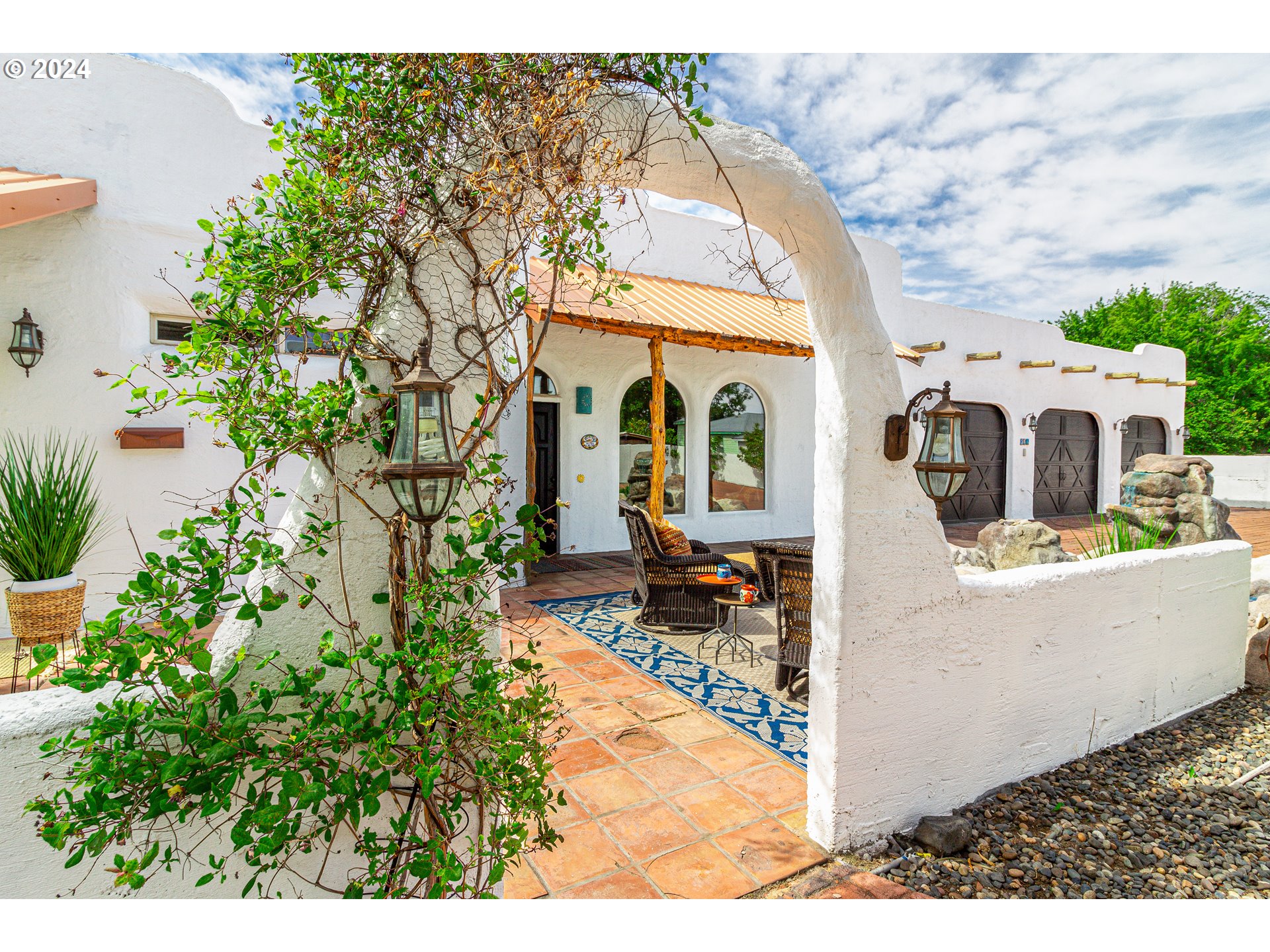 832 East Main Street Hermiston, OR 97838 - Photo 2 of 48 a view of swimming pool with outdoor seating