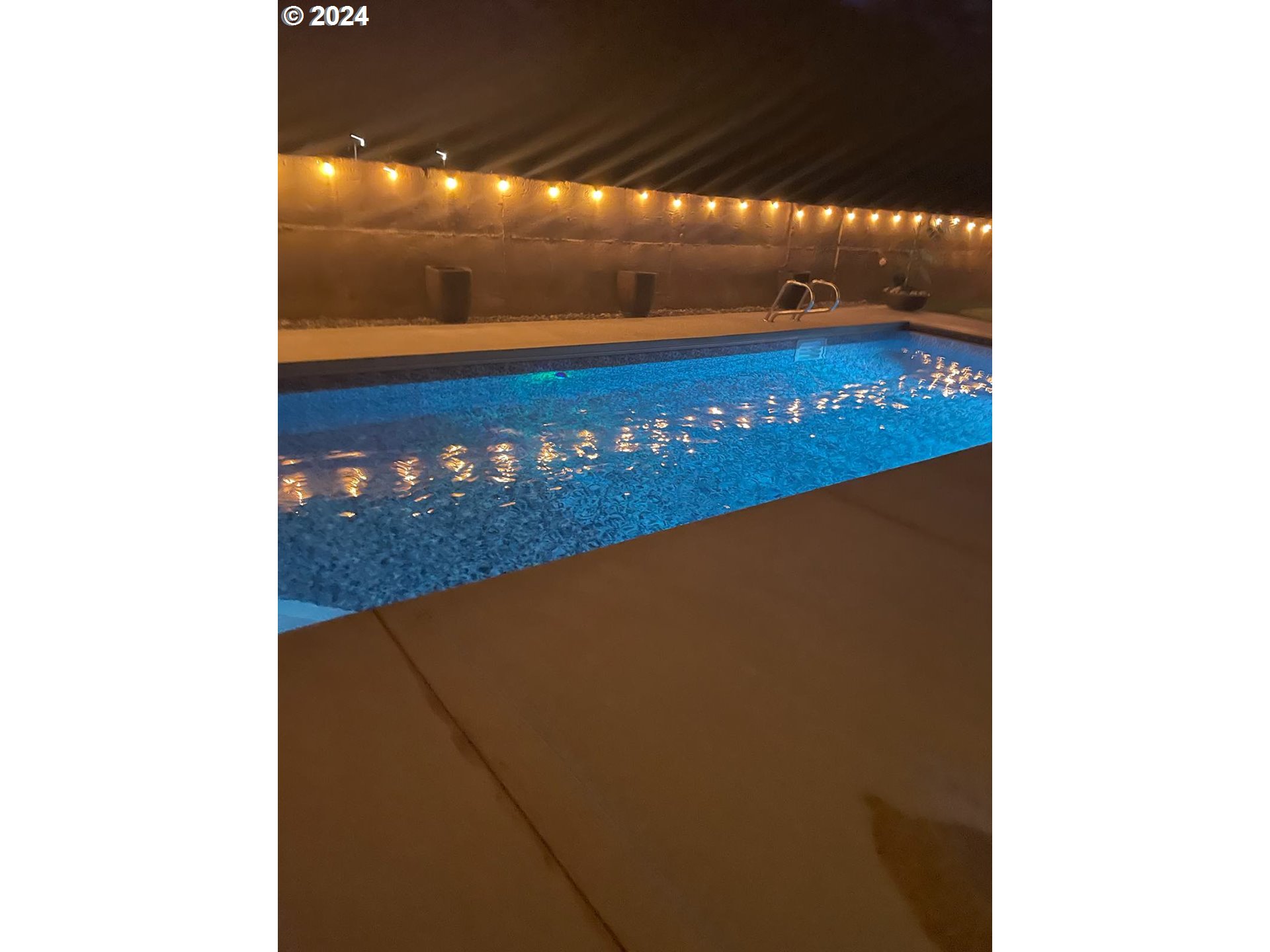 832 East Main Street Hermiston, OR 97838 - Photo 29 of 48 a view of water heater room