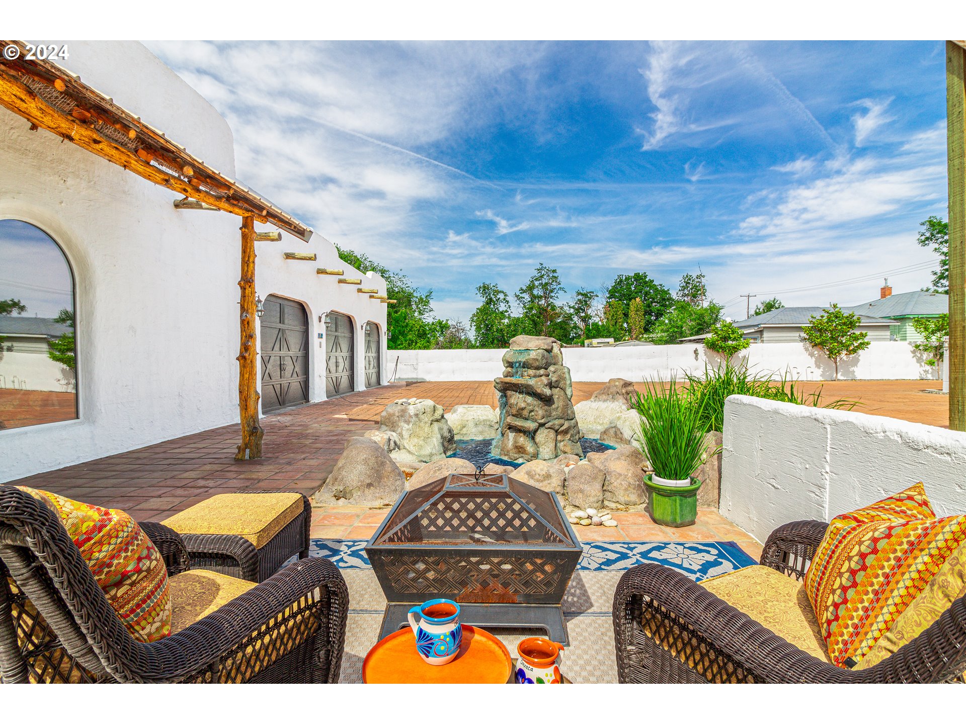 832 East Main Street Hermiston, OR 97838 - Photo 41 of 48 a view of an outdoor space with furniture