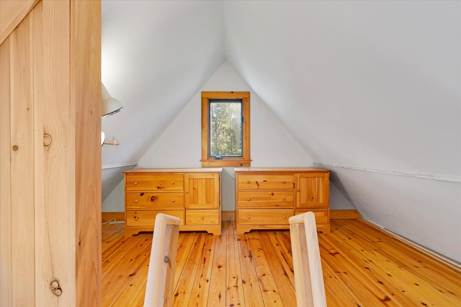 152 Wakeby Road Marstons Mills, MA 02648 - Photo 17 of 27