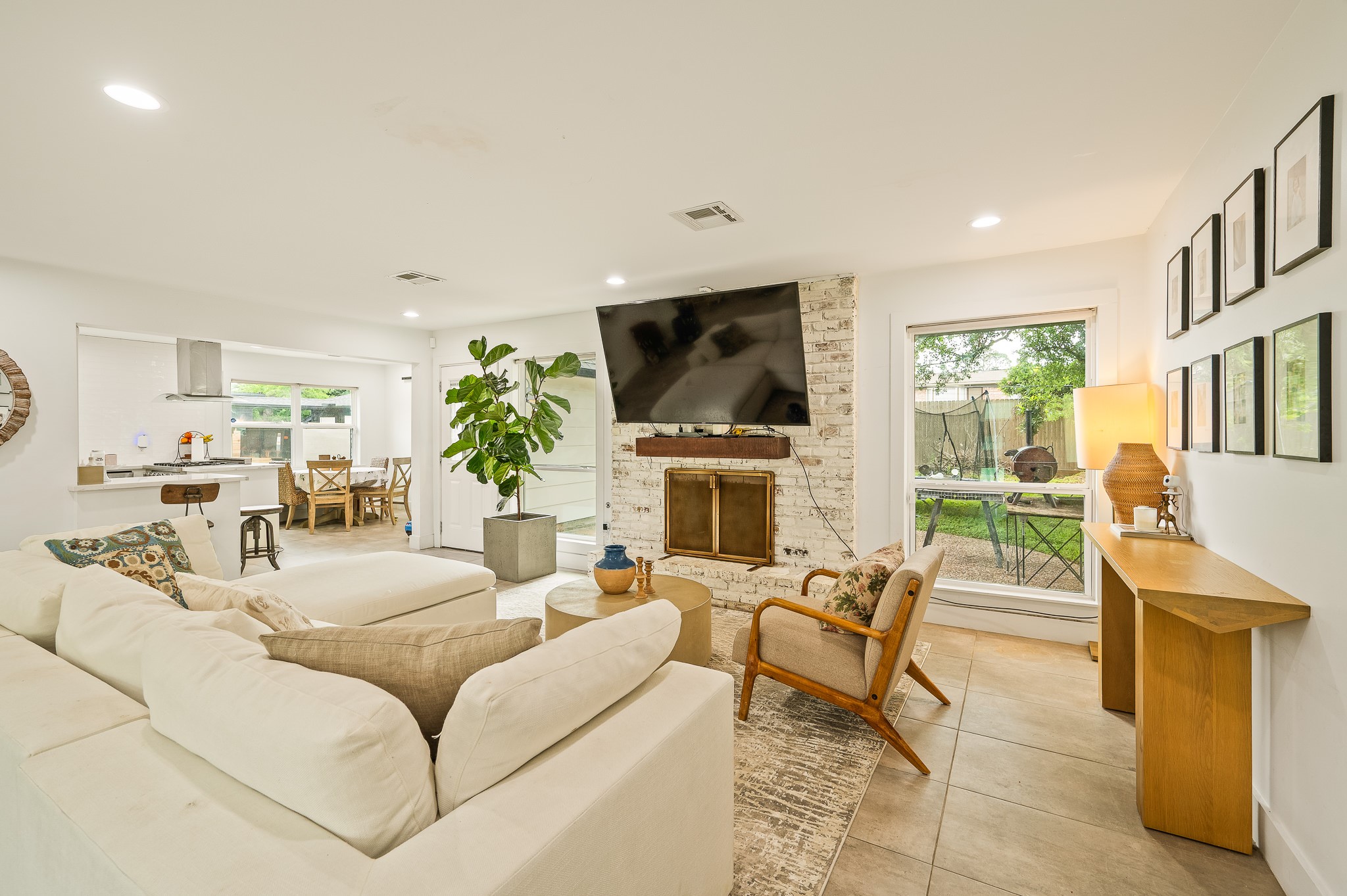 2102 Teague Road Houston, TX 77080 - Photo 6 of 42