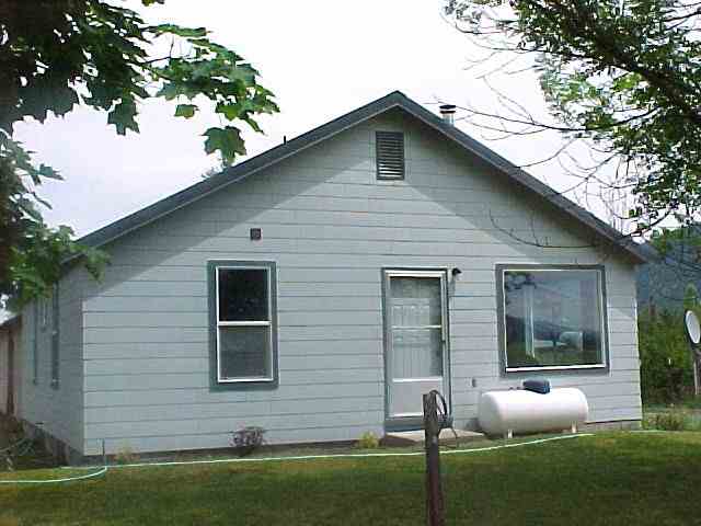 1048 Deaver Road Evans, WA 99126 - Photo 1 of 9