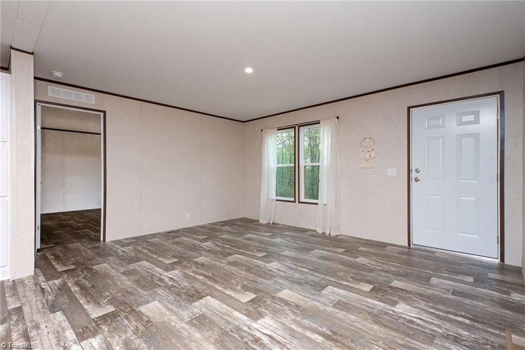 333 Johnson Road North Wilkesboro, NC 28659 - Photo 15 of 40