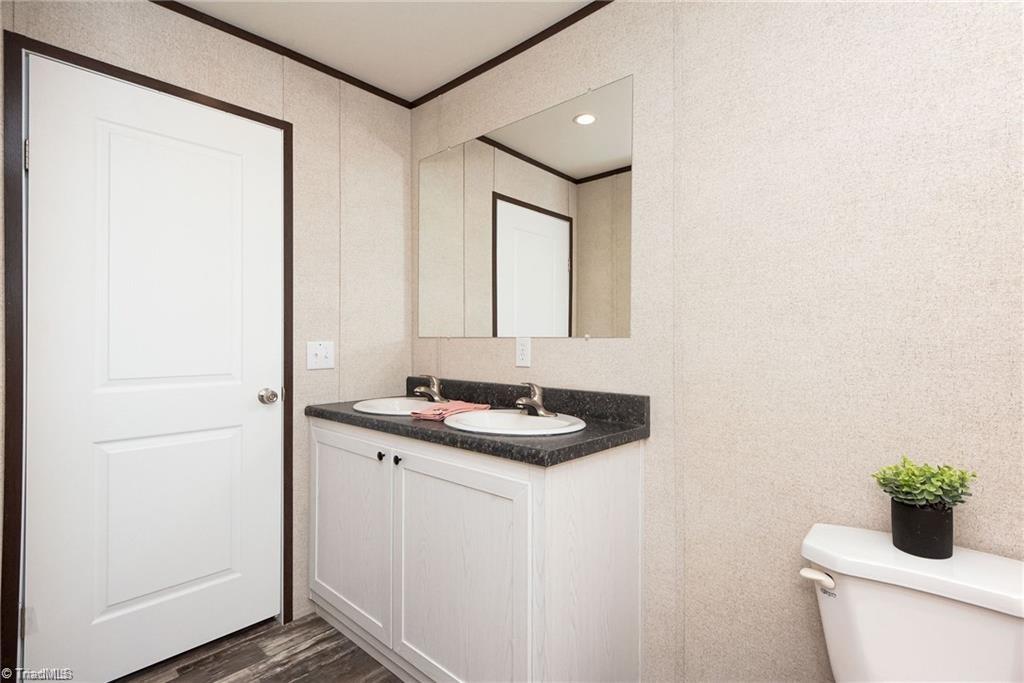 333 Johnson Road North Wilkesboro, NC 28659 - Photo 25 of 40